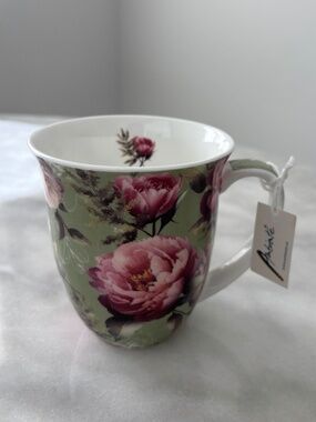 Peonies Mug for Tea or Coffee BNIB